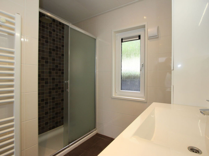 Bathroom 4, Holiday Home in Brunssum With Terrace, Heerlen