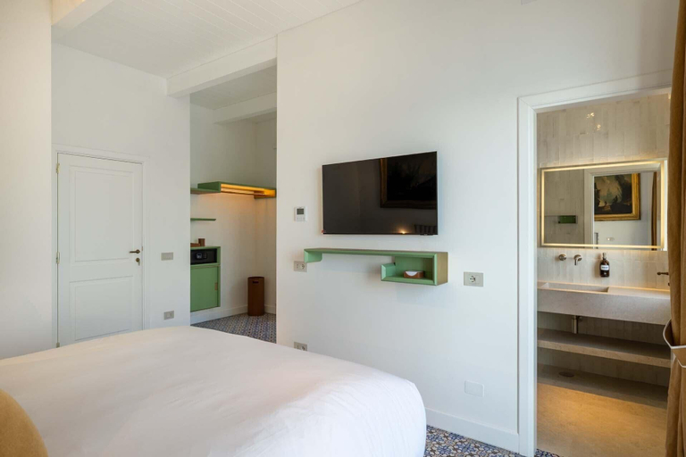 Room 5, Isca Private Island, Napoli