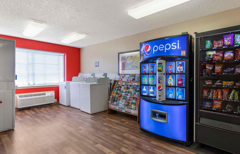 Food & Drinks 5, Extended Stay America Select Suites - Denver - Tech Center South, Arapahoe