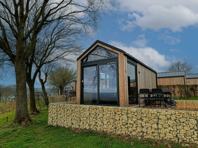 Outdoor dining, Holiday Home in Gulpen With Terrace, Gulpen-Wittem