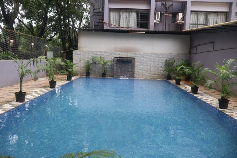 Sport & Beauty 4, Emerald Retreat, Pune