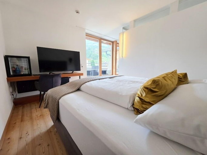 Bedroom 2, Belmonte Tirol - Boutique Hotel, Lienz