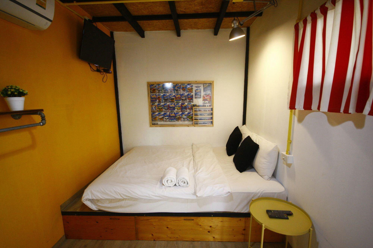 Bedroom 2, Sweet Box Bed and Breakfast, Pattaya