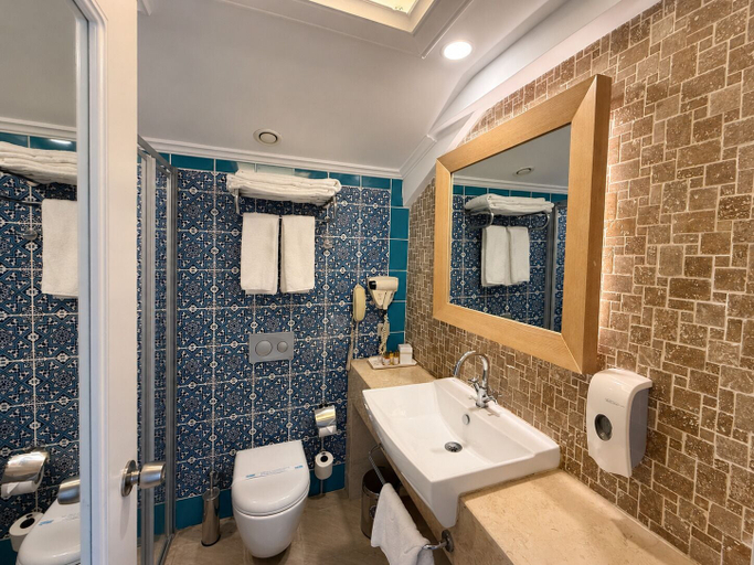 Bathroom 5, Trend Park Hotel, Antalya