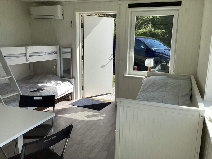 Bedroom 2, 4 Person Holiday Home in Stromstad, Strömstad