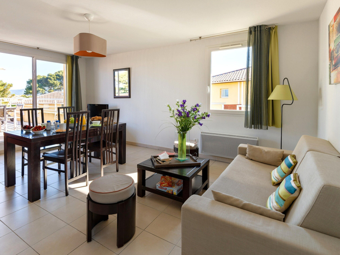 Living room 5, Cote D'azur Chic Apartment for 4, Var
