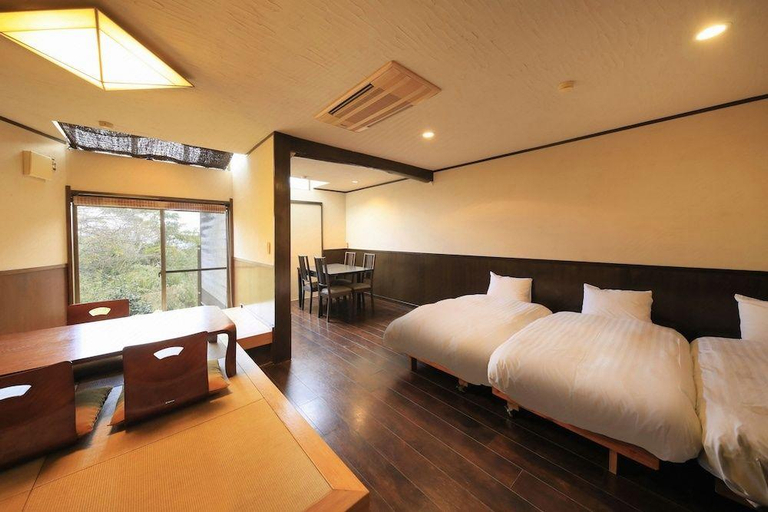 Bedroom 2, Welcome Inn SunnySteps, Shimoda