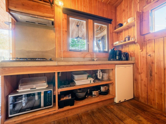 Private kitchen 4, Holiday Home in Otterlo With Terrace, Ede