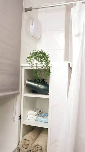 Bathroom 2, Sleeps 4, Great for Groups, Free Parking Kent, Medway