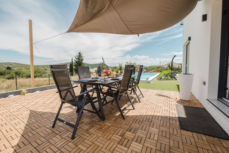 Terrace/patio 5, Villa The Rock, Vodice