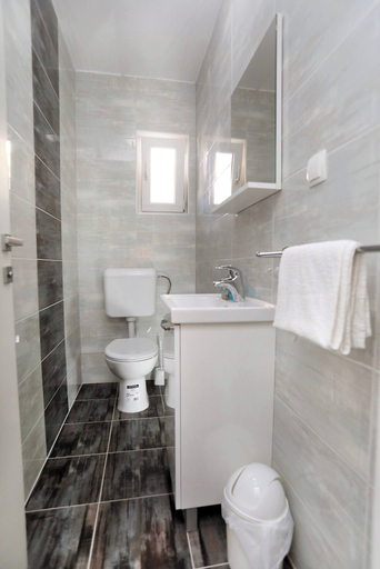 Bathroom 4, Apartment Stella Maree 1, Okrug