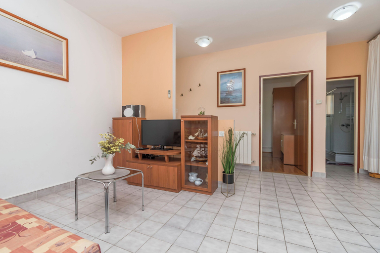 Others 4, Apartments Murter Jurjako, Murter