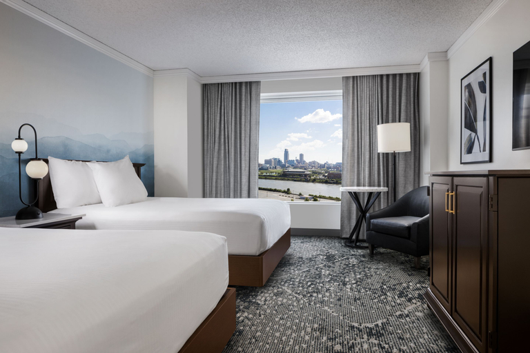 Bedroom, Harrah's Council Bluffs – A Caesars Destination, Pottawattamie