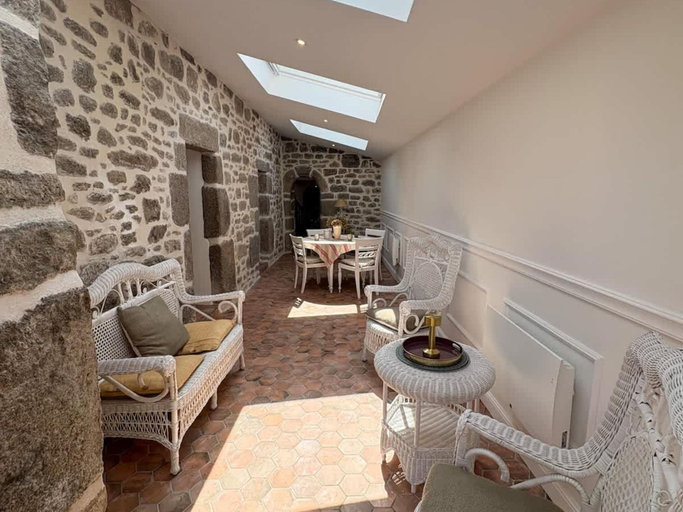 Living room 4, Renovated Coastal Stone House in Lanildut, Finistère