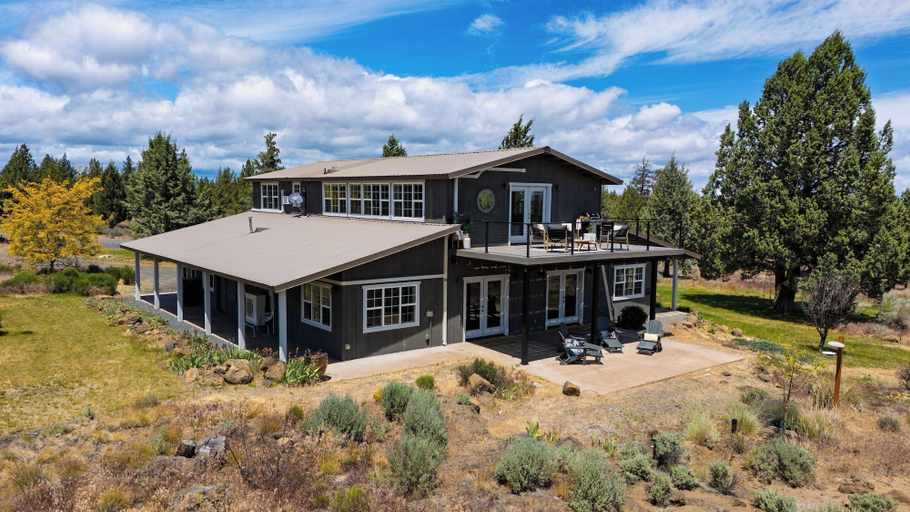 Interior 3, Cascade Crest by Avantstay Game Room + Bar + Mountain Views Near Sisters + Bend, Deschutes