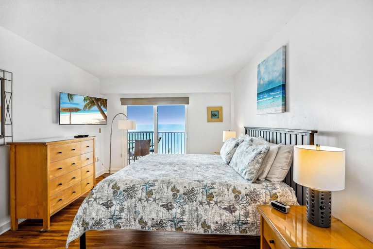 Bedroom 1, Villa Madeira 505 - Premier, Pinellas
