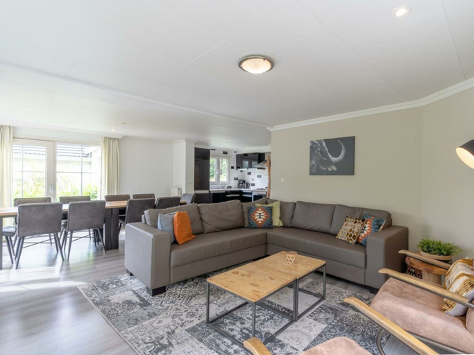 Living area 4, Hackfort L"etage 10, Heerlen