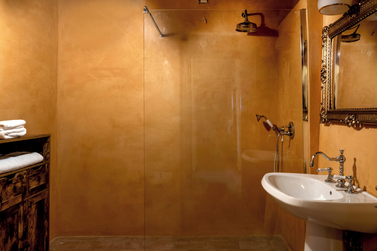Bathroom 3, Podere L'Aquila, Siena