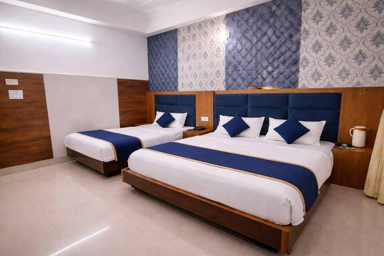 Bedroom 3, Hotel Atithi International, Reasi