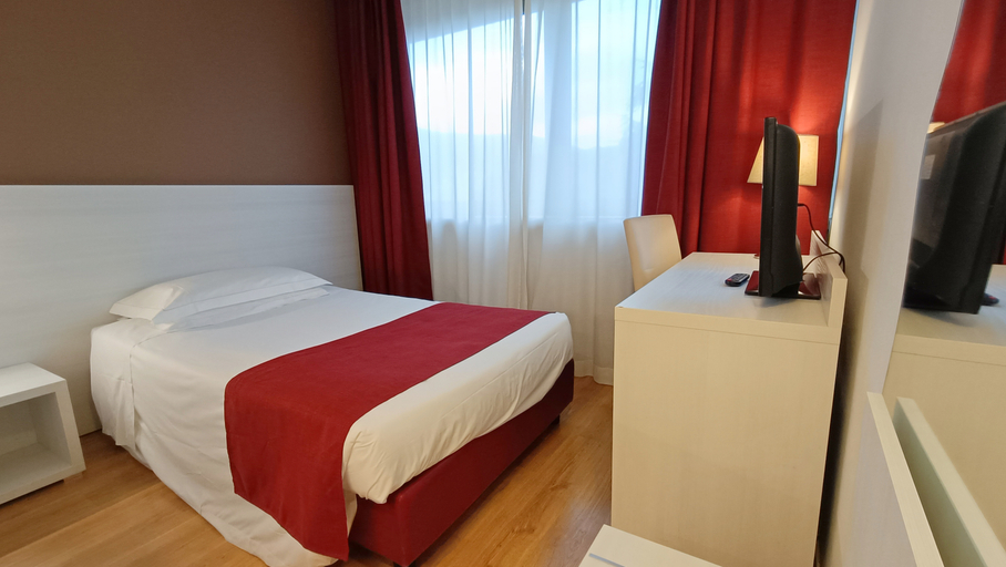 Bedroom 3, President Prato, Prato