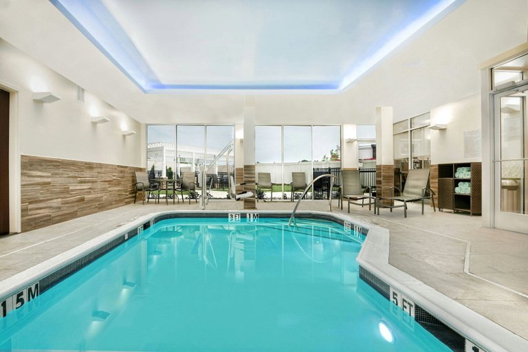 Sport & Beauty, Fairfield Inn & Suites Van, Van Zandt