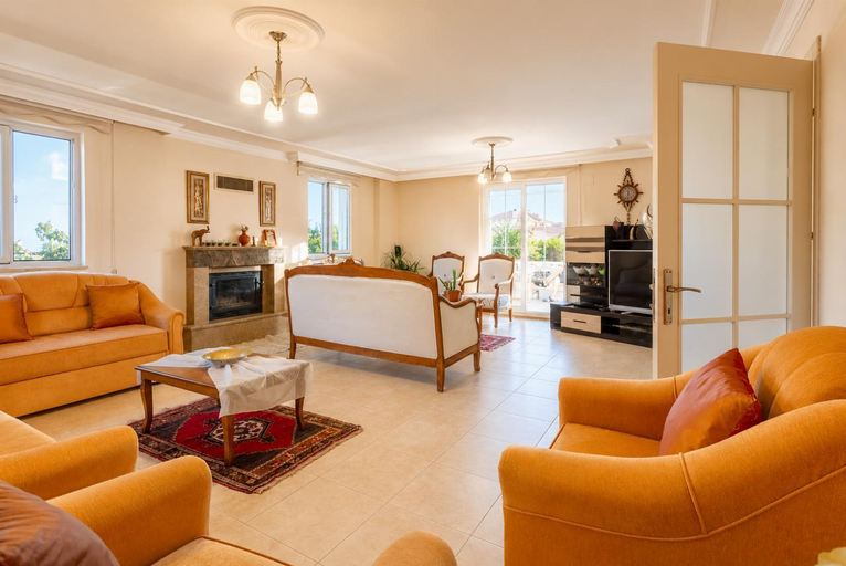 Others 5, Villa Kubra, Ortaca