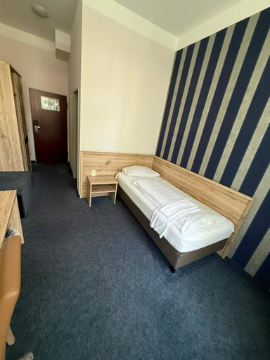Bedroom 3, Astoria Hotel Essen, Essen