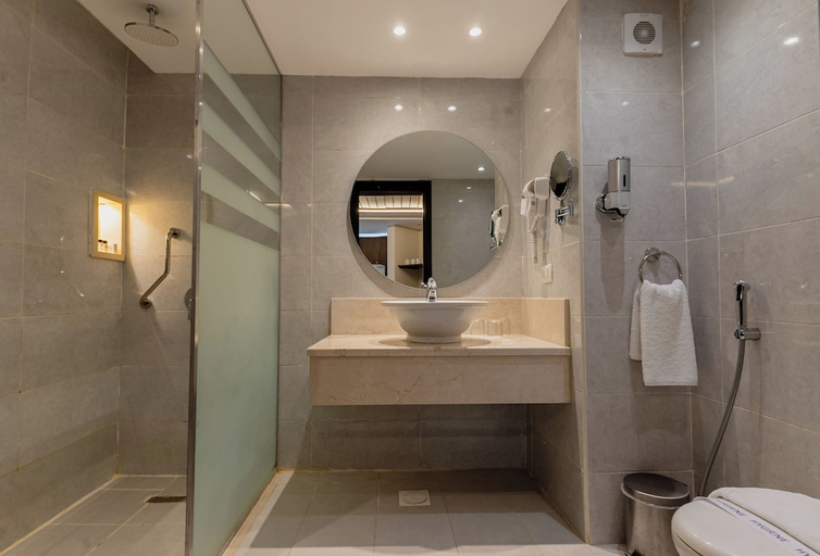 Bathroom, Ali Baba Palace, Al-Ghurdaqah