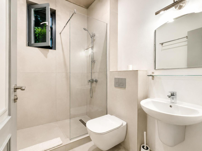 Bathroom 3, Artelier Vama Veche, Limanu
