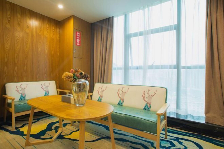 Room 2, Geyunqiu Hotel, Bijie