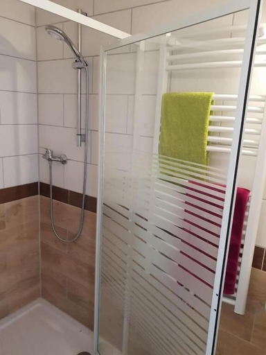 Bathroom 5, Berghotel, Minden-Lübbecke