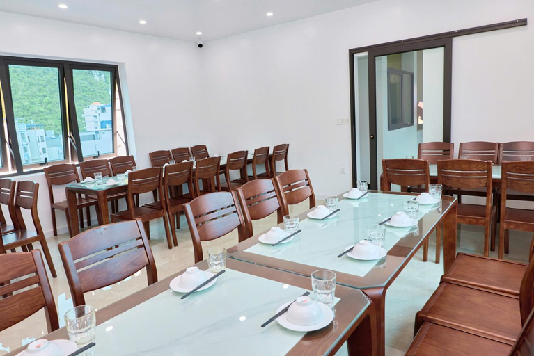 Others 2, Hoang Gia Hotel, Cát Hải