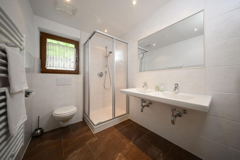 Bathroom 4, Apartement Alpin, Imst