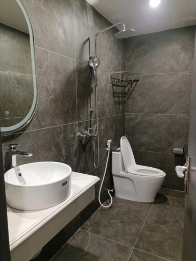 Bathroom, Hoang Gia Hotel, Cát Hải