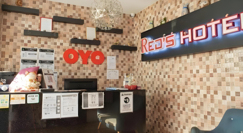 Food & Drinks 5, Red's Hotel, Bintulu