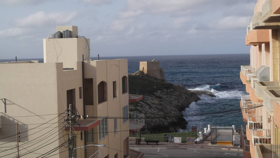 Primary image, Sea and Country View 1st Floor Apartment