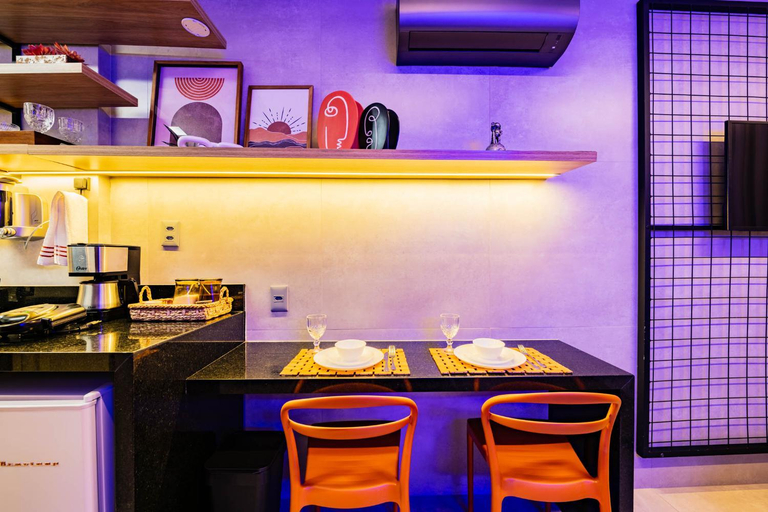 Food & Drinks 3, Lindo apartamento frente para praia, Wi-Fi, Santos