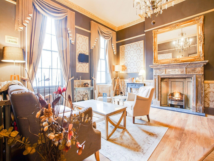 Reception 4, Standard Twin Room, London