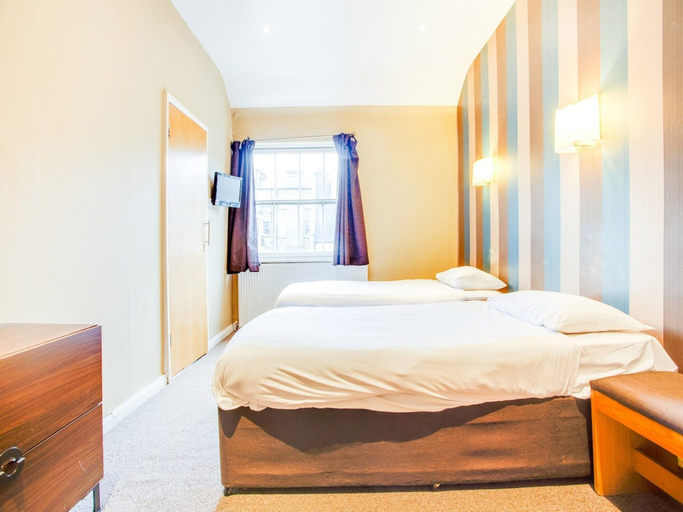 Room 5, Standard Twin Room, London