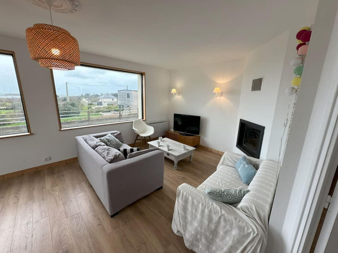 Living room 5, Charming House in Landeda With Sea View, Finistère