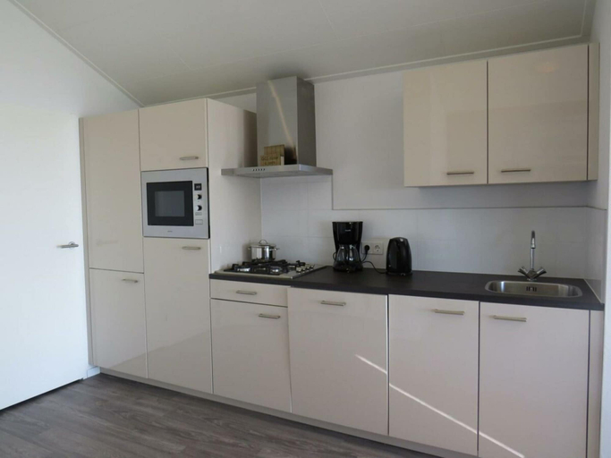 Private kitchen, Pavilion Waterfront 4, Stede Broec