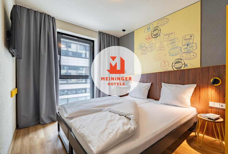 Bedroom 2, MEININGER Hotel Frankfurt Main / Airport, Frankfurt am Main