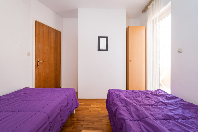 Bedroom 5, Apartment Near Supermarket Milo, Novalja