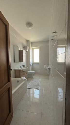 Bathroom 3, La Colonial Beach, Sassari