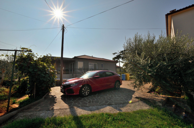 Parking 5, Apartments Boris, Umag
