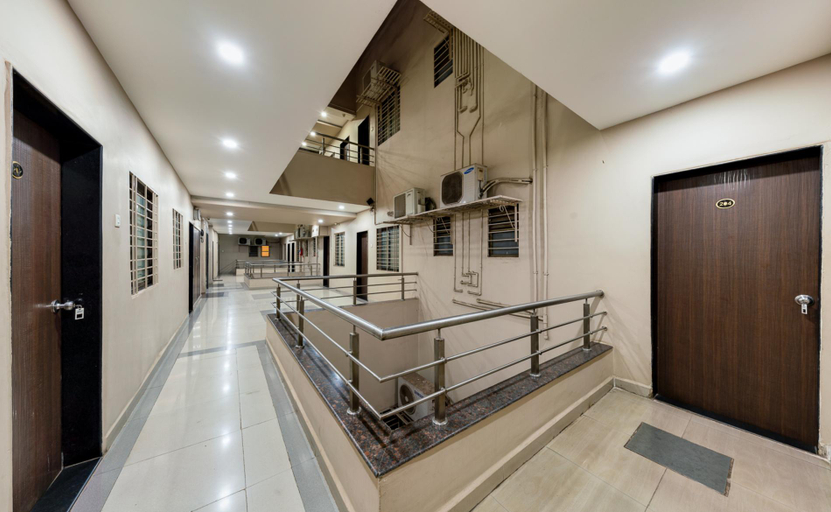 Public Area 5, Hotel Radhakrishna, Kolhapur