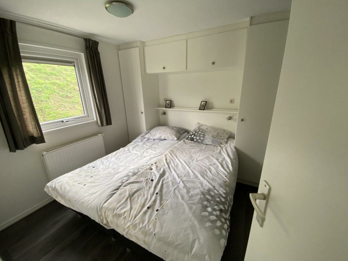 Room 2, Holiday Home in Dordrecht With Sauna
