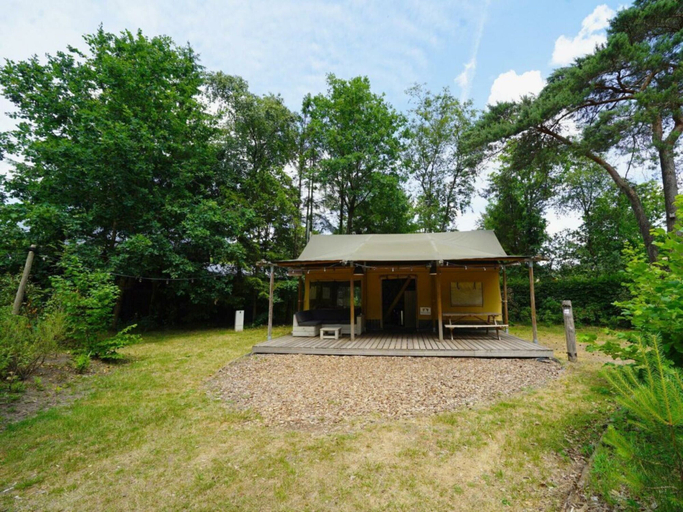 Property grounds, Holiday Home in Otterlo With Terrace, Ede