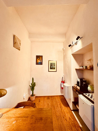 Others 2, Suite Atelier Arringo, Ascoli Piceno