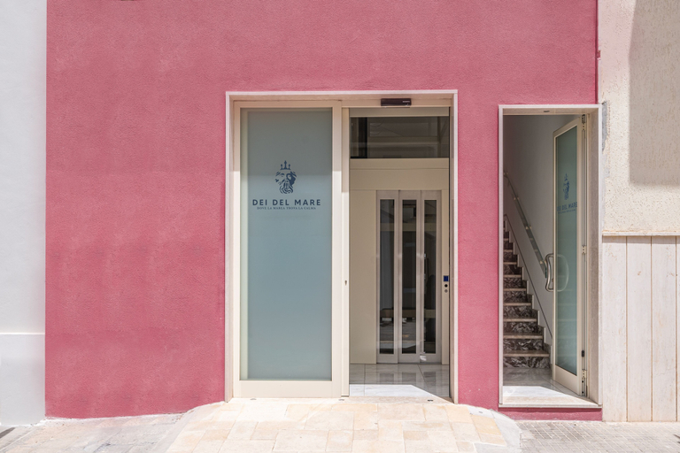 Exterior & Views 2, Dei del Mare Boutique Rooms, Lecce